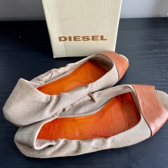 Diesel Peekaboo Flats (sz 6) - Picture 1 of 4